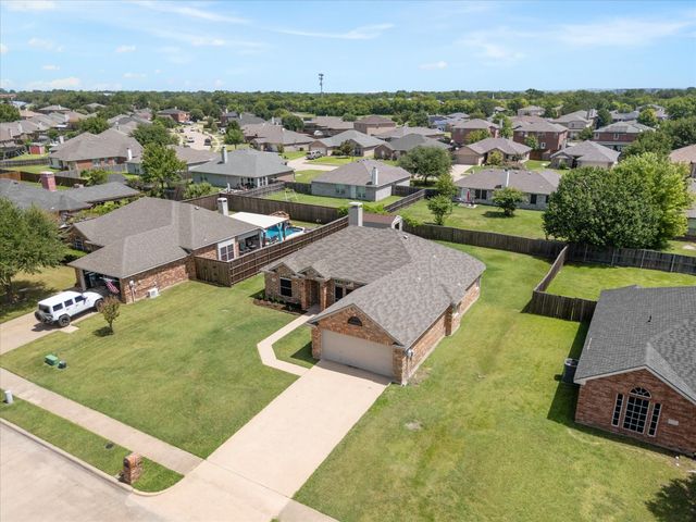 509 E Church Street, Forney, TX 75126
