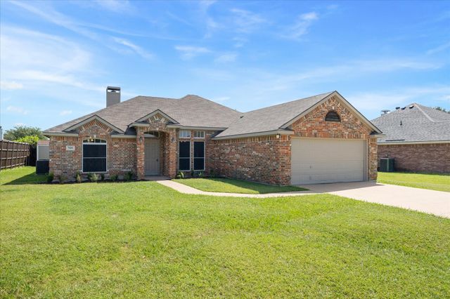 509 E Church Street, Forney, TX 75126
