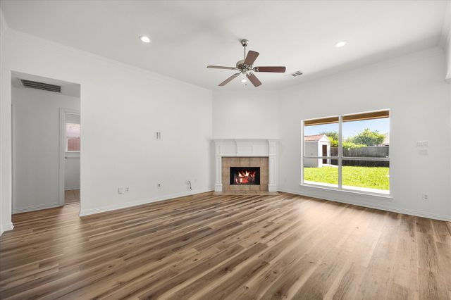 509 E Church Street, Forney, TX 75126