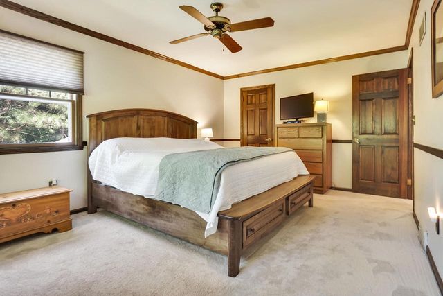 W210N11135 Mountbrooke DRIVE, Germantown, WI 53022