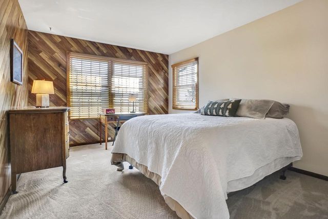 W210N11135 Mountbrooke DRIVE, Germantown, WI 53022