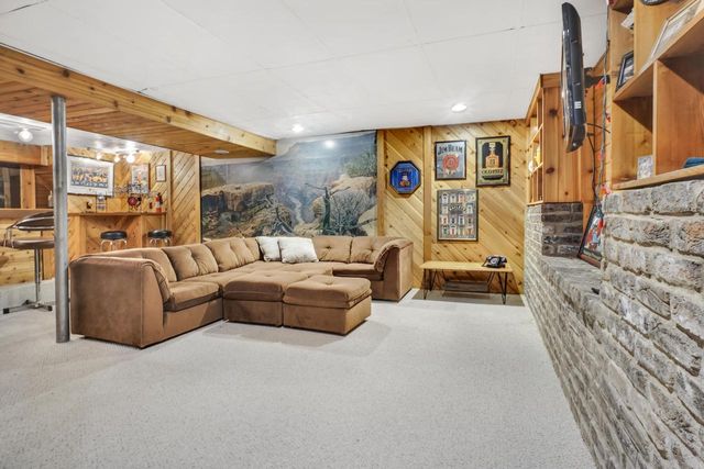 W210N11135 Mountbrooke DRIVE, Germantown, WI 53022