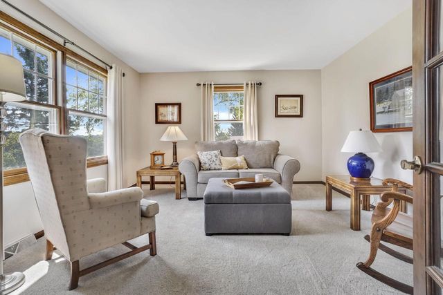 W210N11135 Mountbrooke DRIVE, Germantown, WI 53022