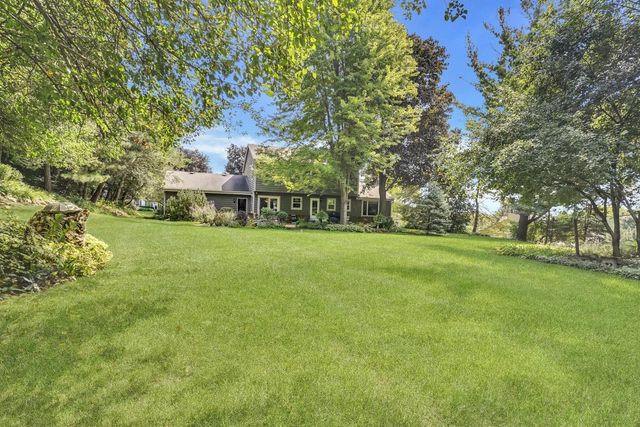 W210N11135 Mountbrooke DRIVE, Germantown, WI 53022