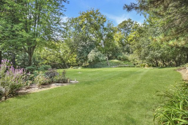 W210N11135 Mountbrooke DRIVE, Germantown, WI 53022