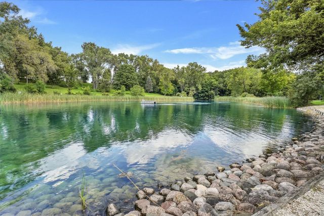 W210N11135 Mountbrooke DRIVE, Germantown, WI 53022