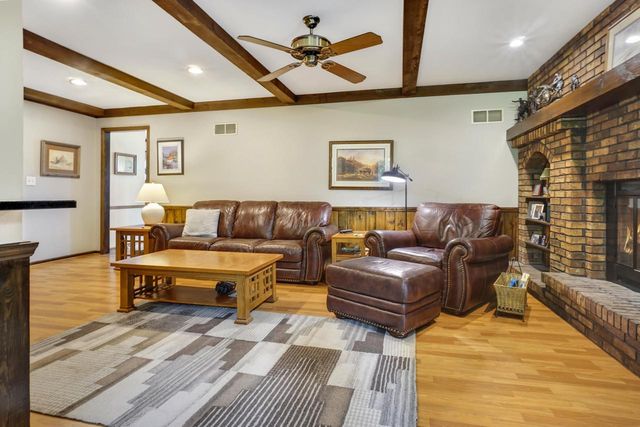W210N11135 Mountbrooke DRIVE, Germantown, WI 53022