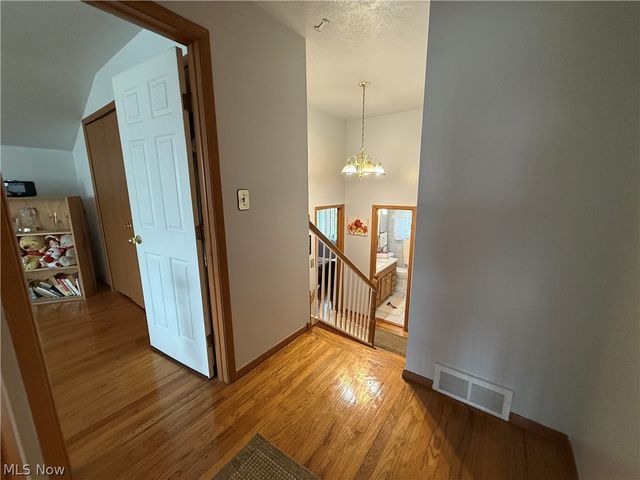 36360 Sunset Drive, Eastlake, OH 44095