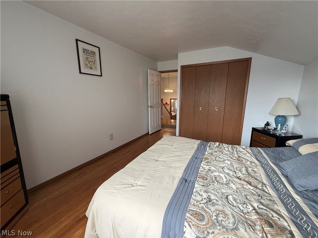 36360 Sunset Drive, Eastlake, OH 44095