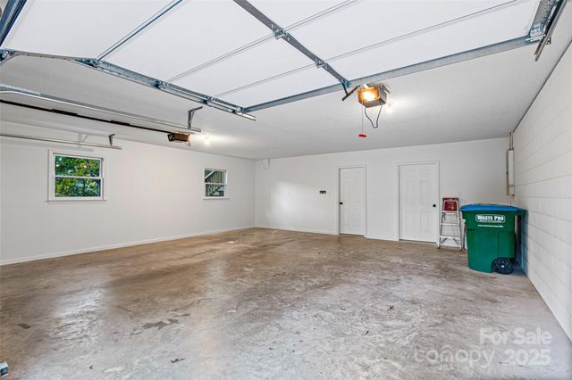 10 Evening Shade Drive, Weaverville, NC 28787