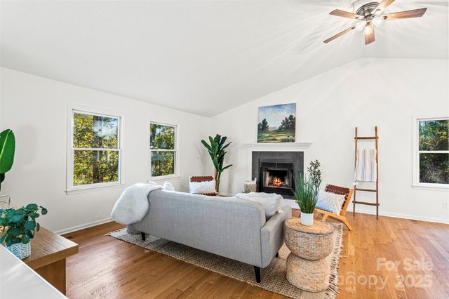 10 Evening Shade Drive, Weaverville, NC 28787