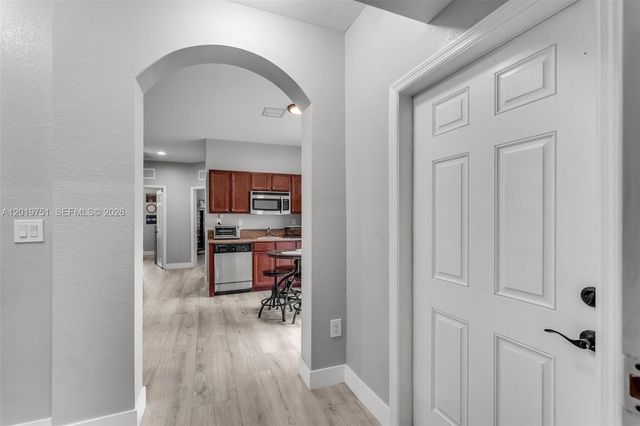 633 SE 35th Ter, Homestead, FL 33033