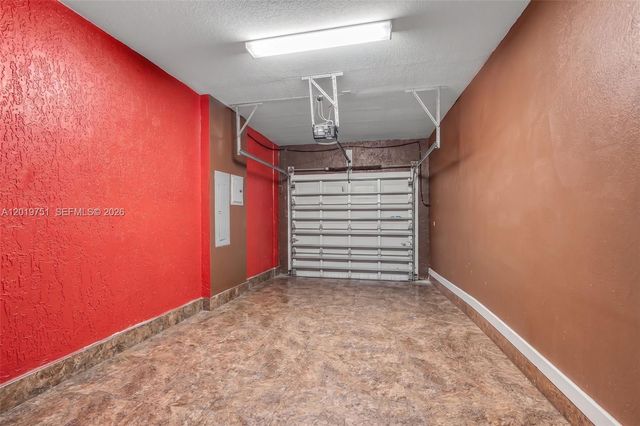633 SE 35th Ter, Homestead, FL 33033