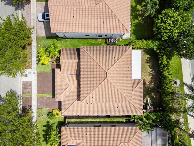 633 SE 35th Ter, Homestead, FL 33033