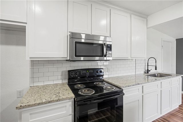 23242 Fm 244, Iola, TX 77861