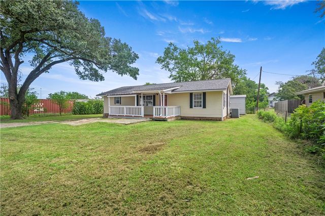 23242 Fm 244, Iola, TX 77861