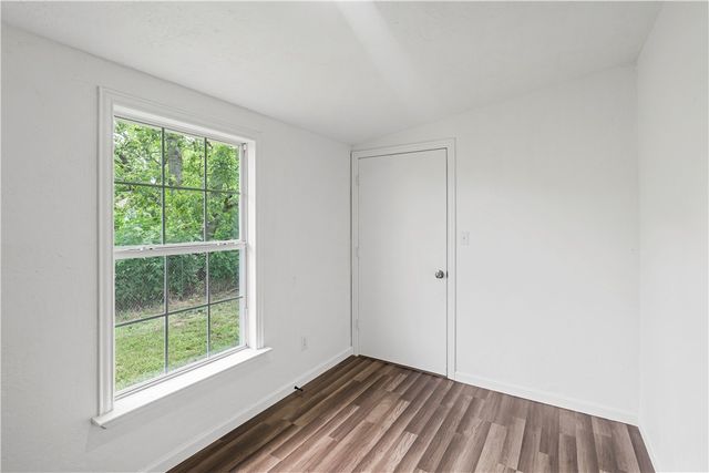 23242 Fm 244, Iola, TX 77861