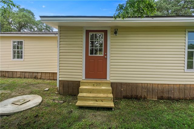 23242 Fm 244, Iola, TX 77861