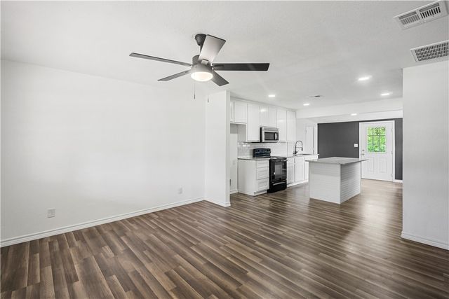 23242 Fm 244, Iola, TX 77861