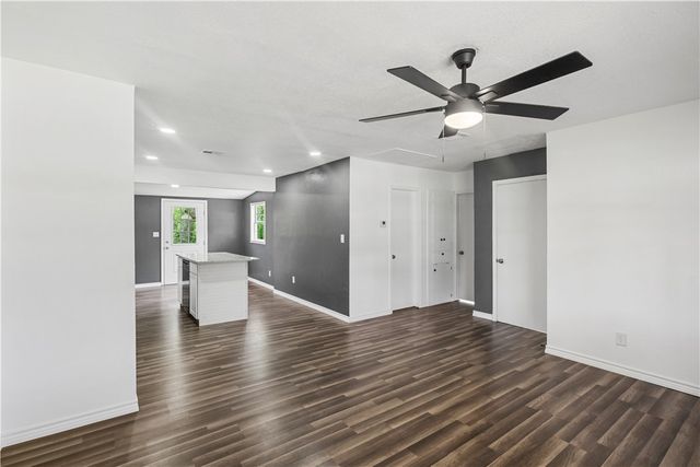 23242 Fm 244, Iola, TX 77861