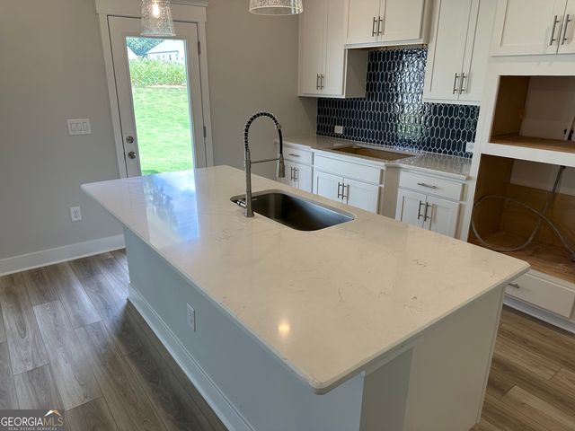 340 Scarlett Rose Way, Hoschton, GA 30548