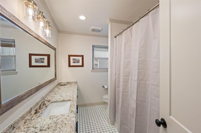 10502 Shadow Wood Drive, Houston, TX 77043