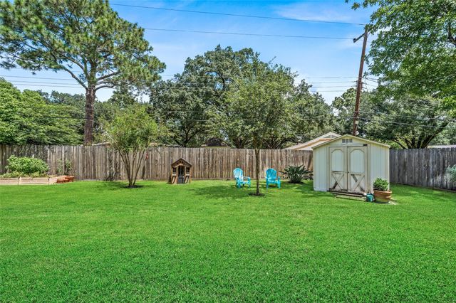10502 Shadow Wood Drive, Houston, TX 77043