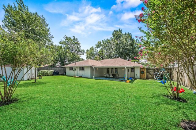 10502 Shadow Wood Drive, Houston, TX 77043