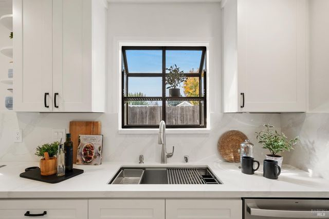 2133 Redwood Rd, Napa, CA 94558