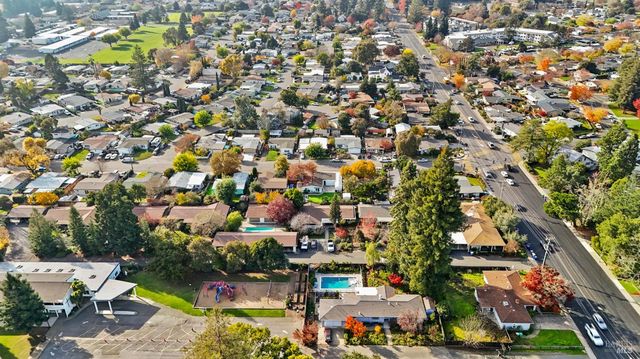 2133 Redwood Rd, Napa, CA 94558