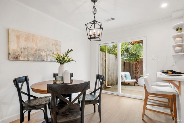 2133 Redwood Rd, Napa, CA 94558