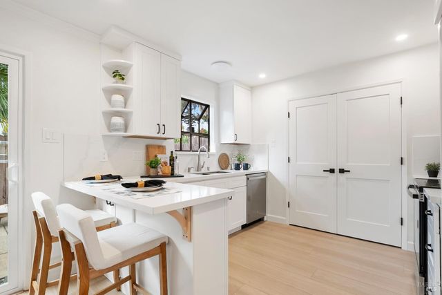 2133 Redwood Rd, Napa, CA 94558