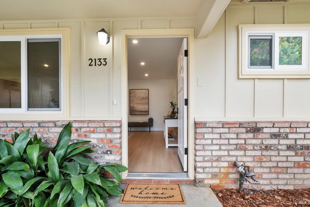 2133 Redwood Rd, Napa, CA 94558