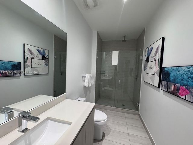 4010 S Ocean Dr R304, Hollywood, FL 33019
