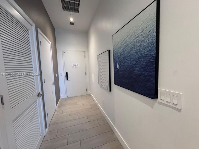 4010 S Ocean Dr R304, Hollywood, FL 33019