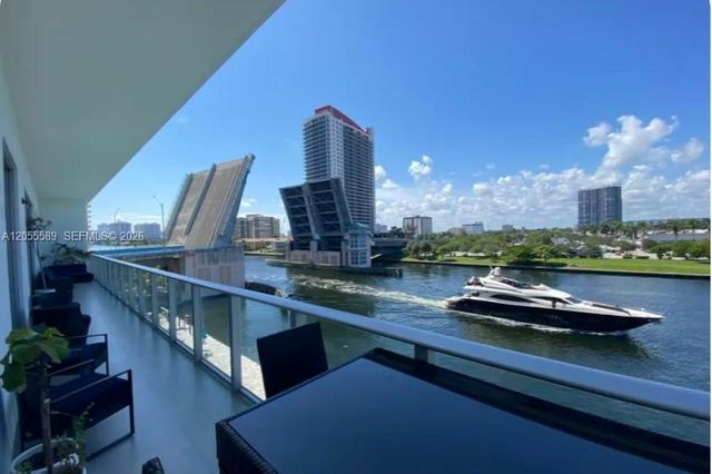 4010 S Ocean Dr R304, Hollywood, FL 33019