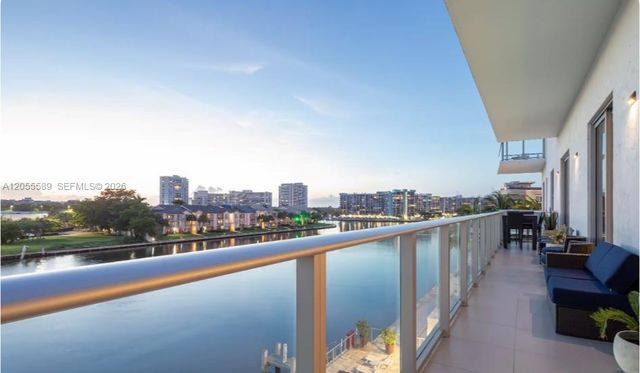 4010 S Ocean Dr R304, Hollywood, FL 33019