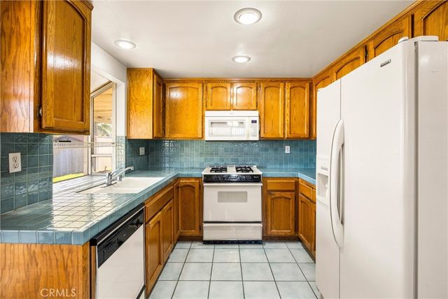 9161 La Ronda, Alta Loma, CA 91701