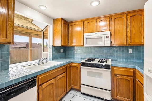 9161 La Ronda, Alta Loma, CA 91701