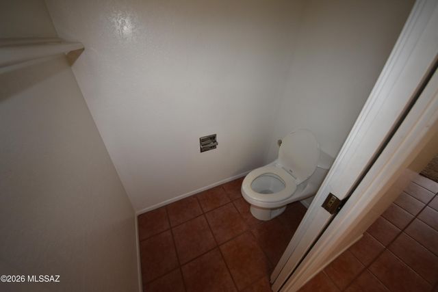 5120 E Woodgate Lane, Tucson, AZ 85712