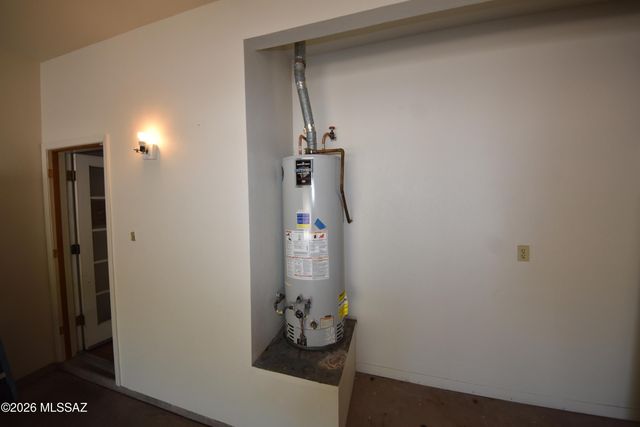 5120 E Woodgate Lane, Tucson, AZ 85712