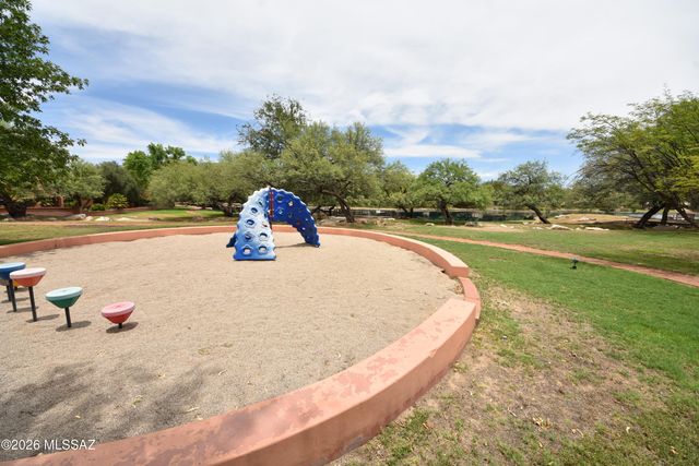 5120 E Woodgate Lane, Tucson, AZ 85712