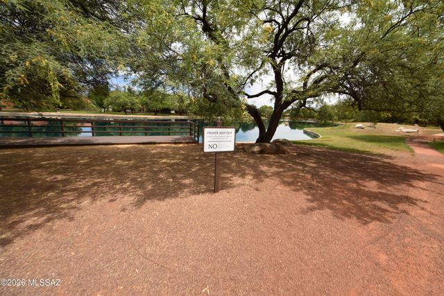 5120 E Woodgate Lane, Tucson, AZ 85712