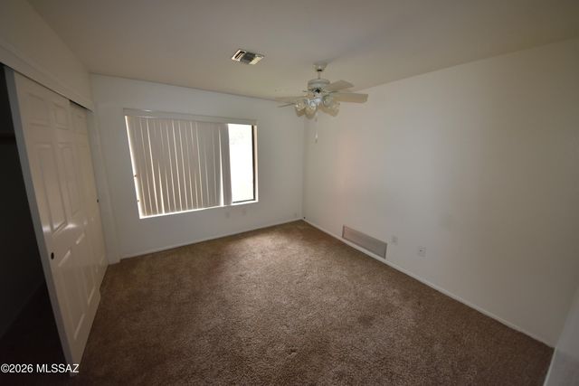 5120 E Woodgate Lane, Tucson, AZ 85712
