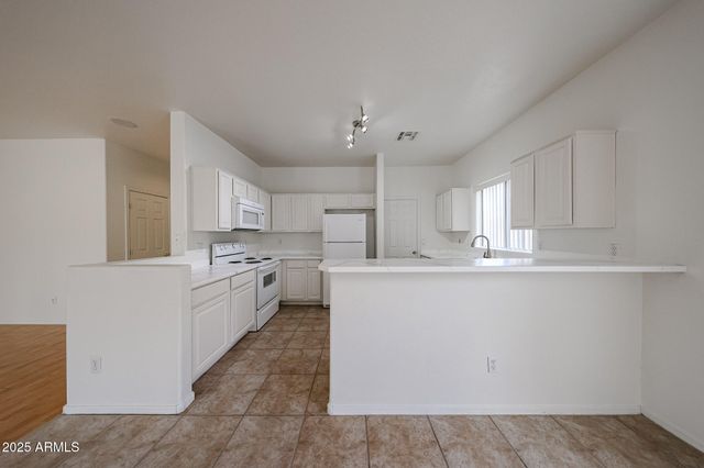 453 N 105th Place, Mesa, AZ 85207
