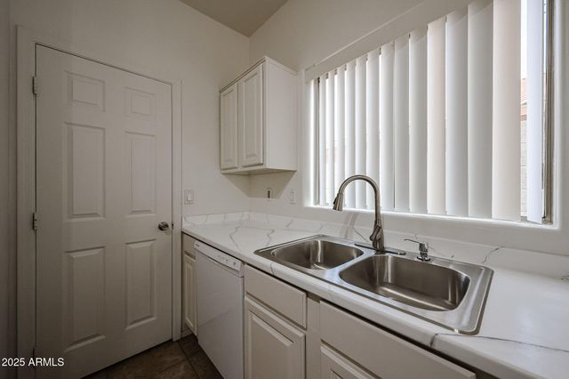 453 N 105th Place, Mesa, AZ 85207