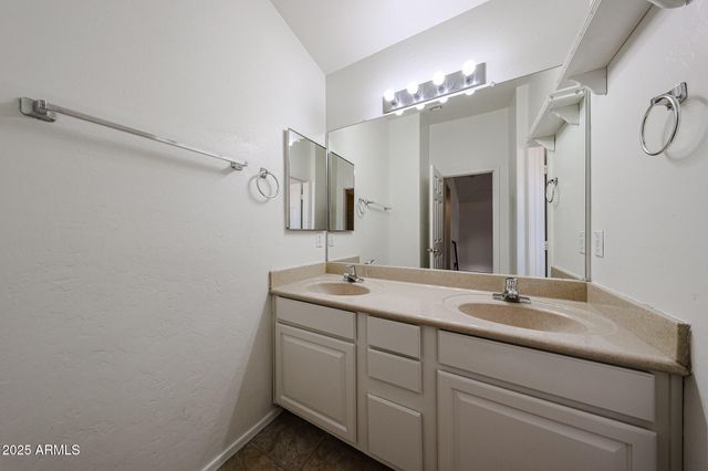 453 N 105th Place, Mesa, AZ 85207