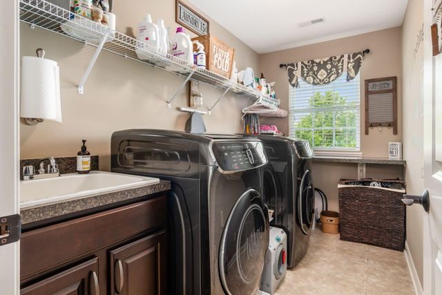 4453 Pleasant View Loop, Powell, OH 43065