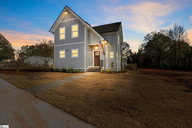 107 Potomac Avenue, Greenville, SC 29605