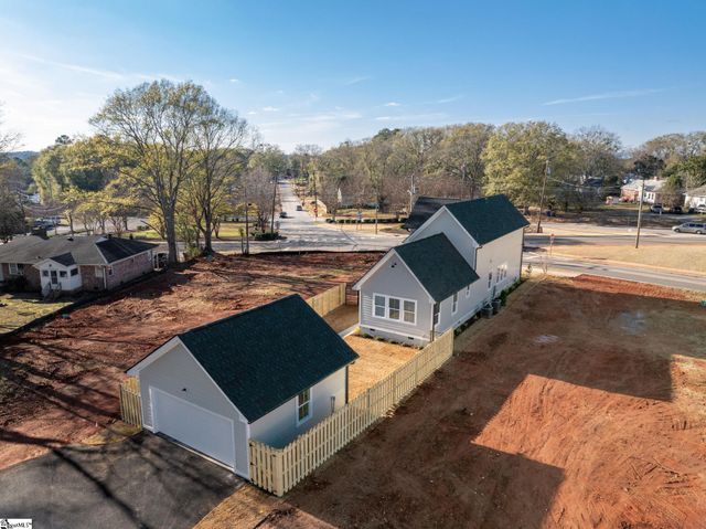 107 Potomac Avenue, Greenville, SC 29605
